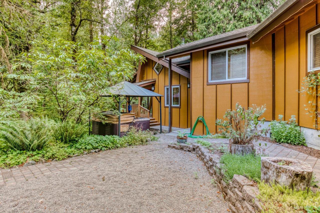Creekside Cabin Rhododendron Bagian luar foto